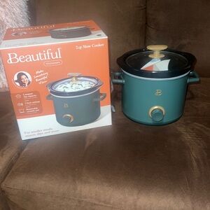 Beautiful by drew Barrymore  kitchenware 2 quart slow cooker
